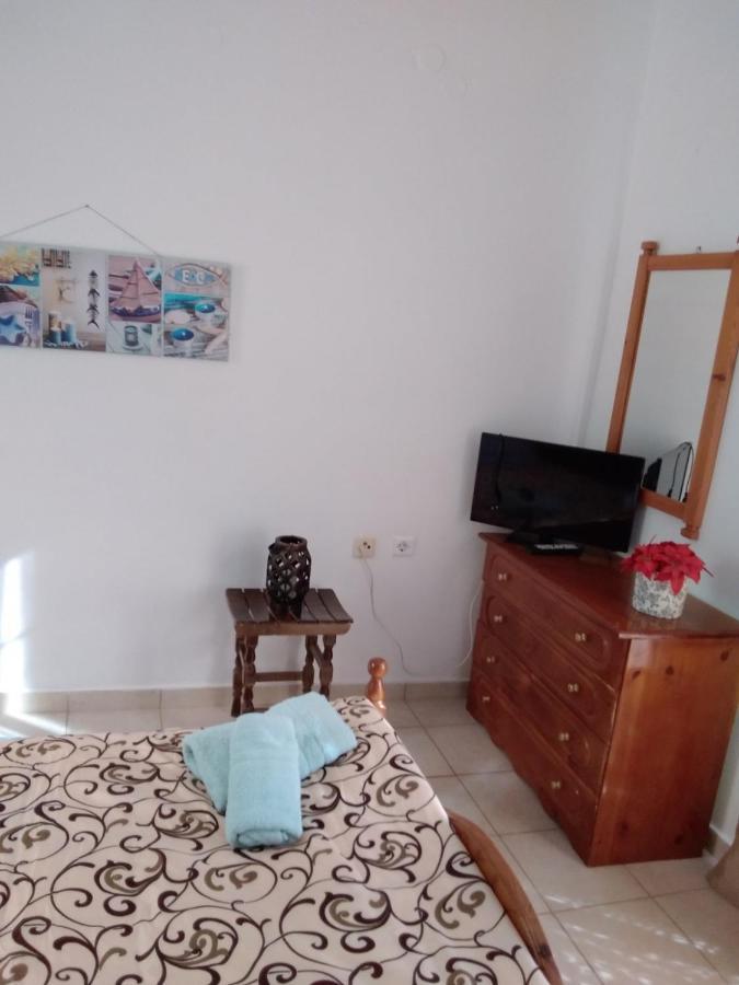 East Red Rock And View Leonidio Maisonette Studio 외부 사진